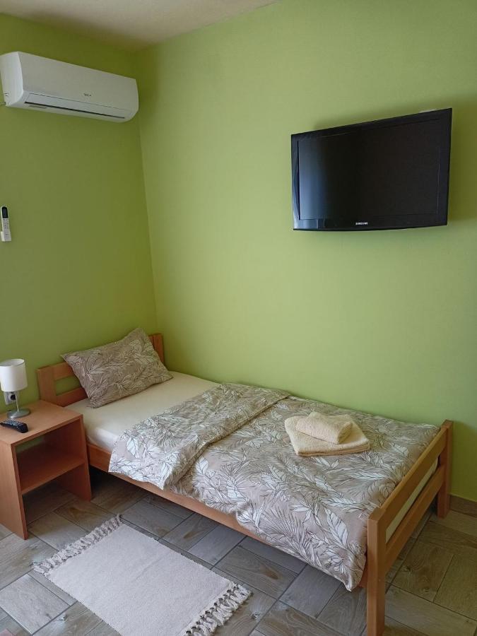 Appartamento Apartman Fiva Pacir Esterno foto