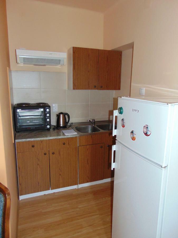 Appartamento Apartman Fiva Pacir Esterno foto