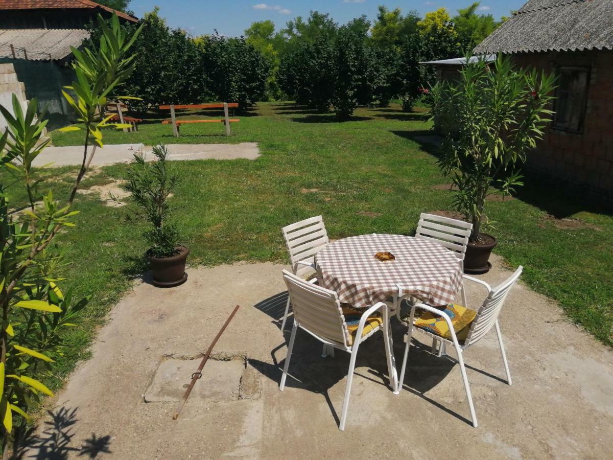Appartamento Apartman Fiva Pacir Esterno foto